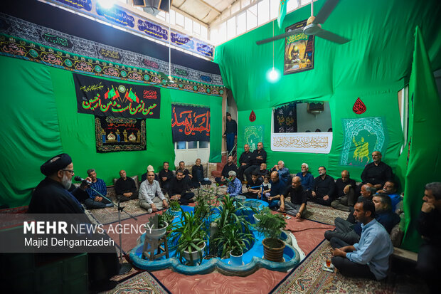 آیین روضه خوانی سنتی در خانه محزون‌زاده «خونه کوچیکُک» یزد