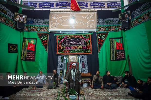 آیین روضه خوانی سنتی در خانه محزون‌زاده «خونه کوچیکُک» یزد