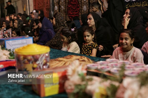 برپایی سفره حضرت رقیه در بندرعباس