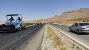 آسفالت ۵ هزار و ۵۰۰ مترمربع از معابر روستای «بزی سفلی» در نیمروز