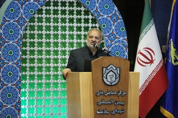 شهید کاظمی عمر خود را وقف  امنیت و خدمت بی‌وقفه به مردم کرد