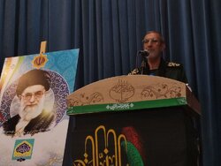 مشاور فرمانده کل سپاه: مردم مهم‌ترین عامل اقتدار جمهوری اسلامی هستند