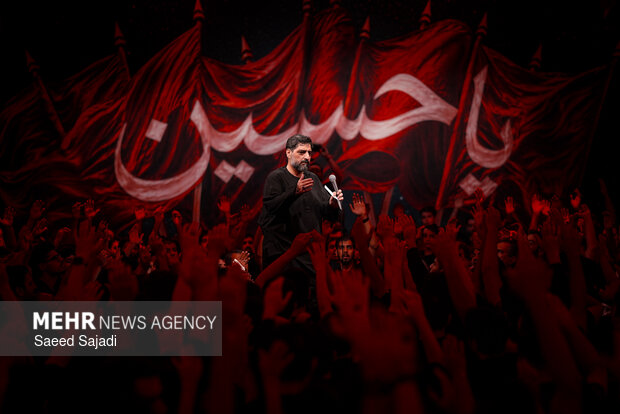 عزاداری ماه محرم در هیئت ریحانه الحسین (ع)