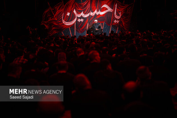 عزاداری ماه محرم در هیئت ریحانه الحسین (ع)