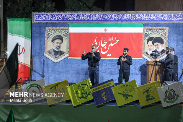 عزاداری شب سوم محرم در تجمع میدان شهدای اراک