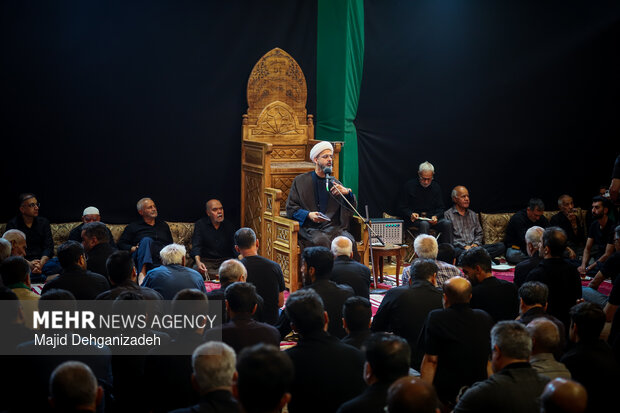 آیین روضه خوانی سنتی در «خانه ملک ثابت» یزد