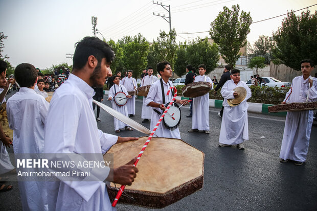حرکت ورود کاروان نمادین امام حسین(ع) به کربلا در قم