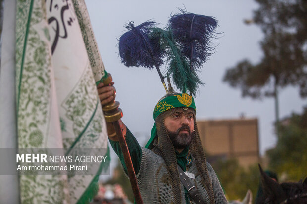 حرکت ورود کاروان نمادین امام حسین(ع) به کربلا در قم