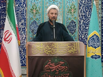 همه باید در حفظ وحدت و پرهیز از اختلاف‌افکنی دقت داشته باشند