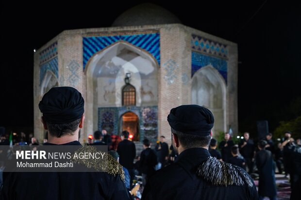 عزاداری شب چهارم محرم در بقعه شیخ جبرائیل کلخوران اردبیل