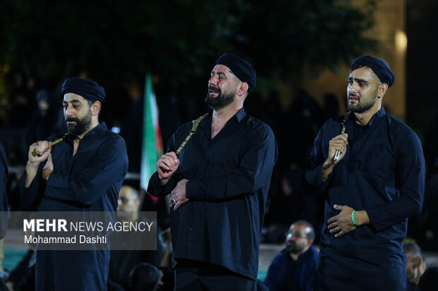 عزاداری شب چهارم محرم در بقعه شیخ جبرائیل کلخوران اردبیل