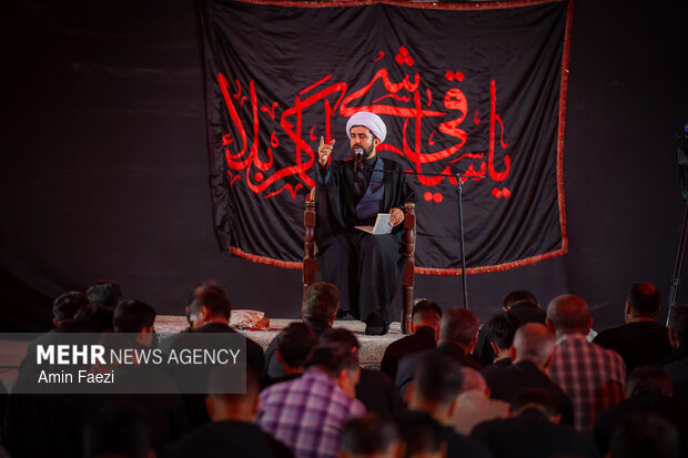 عزاداری شب‌ چهارم محرم در موکب «عزیزم حسین(ع)» شیراز