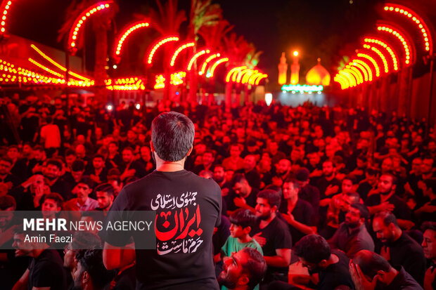 عزاداری شب‌ چهارم محرم در موکب «عزیزم حسین(ع)» شیراز