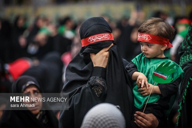 اجتماع شیرخوارگان حسینی در حرم مطهر رضوی
