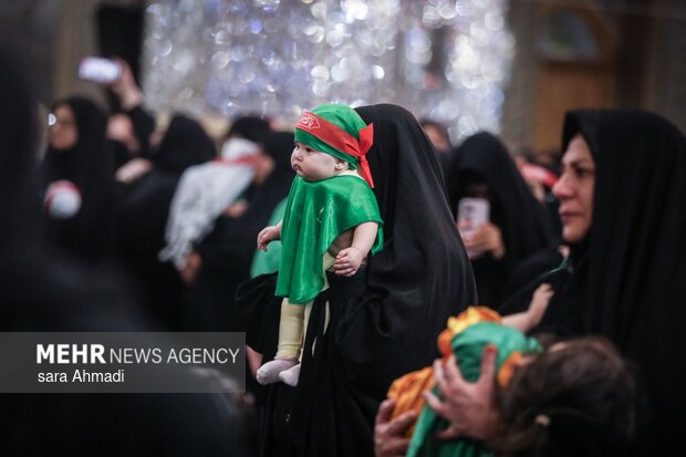 اجتماع شیرخوارگان حسینی در حرم مطهر رضوی