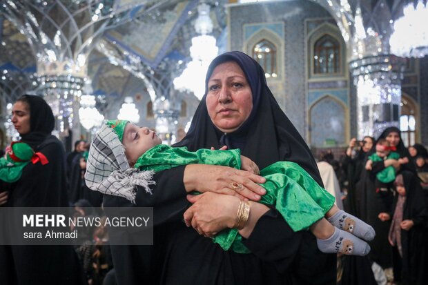 اجتماع شیرخوارگان حسینی در حرم مطهر رضوی