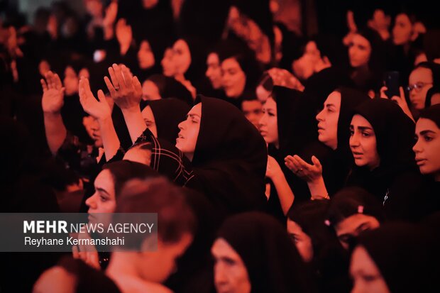 همایش شیرخوارگان حسینی در حرم موسی بن جعفر