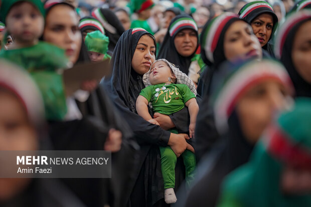 مراسم «شیرخوارگان حسینی» در حرم شاهچراغ (ع)