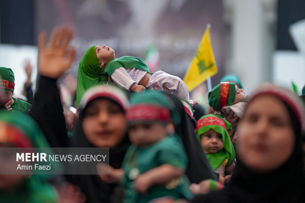 مراسم «شیرخوارگان حسینی» در حرم شاهچراغ (ع)