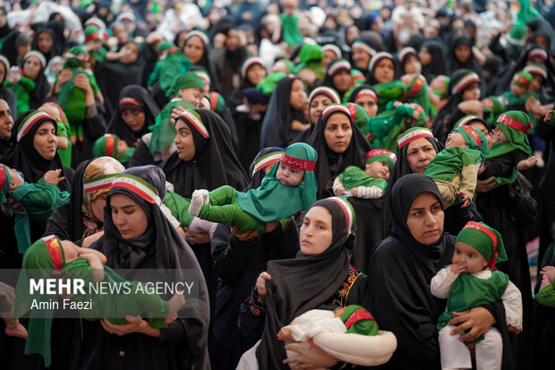 مراسم «شیرخوارگان حسینی» در حرم شاهچراغ (ع)