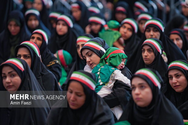 مراسم «شیرخوارگان حسینی» در حرم شاهچراغ (ع)