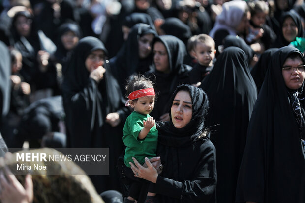 همایش شیرخوارگان حسینی در آستان مقدس امامزاده سیدحمزه(ع) تبریز