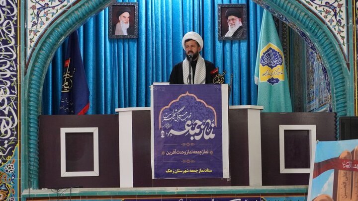 ضرورت نگاه واقع‌بینانه به مذاکرات و تبعیت از رهبری
