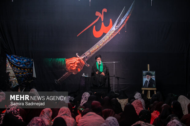 مراسم شیرخوارگان حسینی در امامزاده صالح‌(ع)