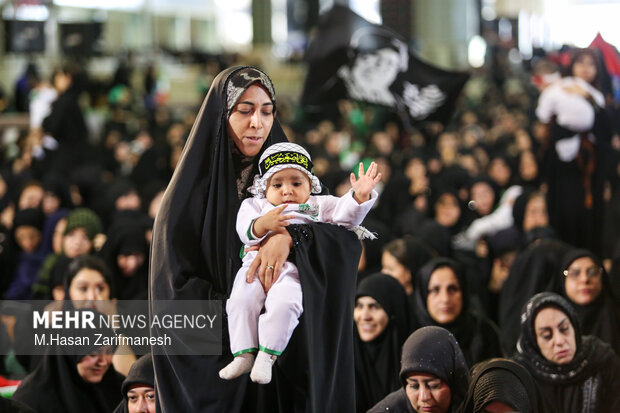 مراسم شیرخوارگان حسینی در مصلی امام خمینی(ره)
