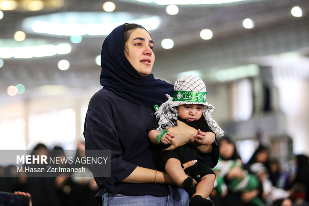 مراسم شیرخوارگان حسینی در مصلی امام خمینی(ره)