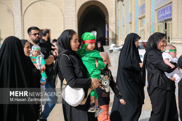 مراسم شیرخوارگان حسینی در مصلی امام خمینی(ره)