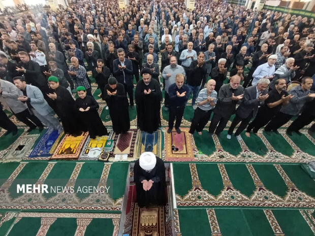 امام جمعه بوشهر: برخورد با مفاسد اقتصادی و اداری مطالبه مردم است