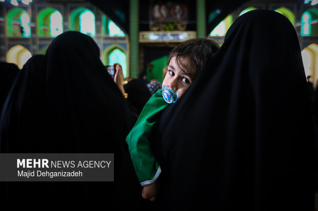 مراسم شیرخوارگان حسینی در یزد