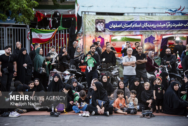 مراسم «شیرخوارگان حسینی» در اصفهان