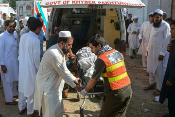 Twin roadside bomb blast in NW Pakistan, 7 killed