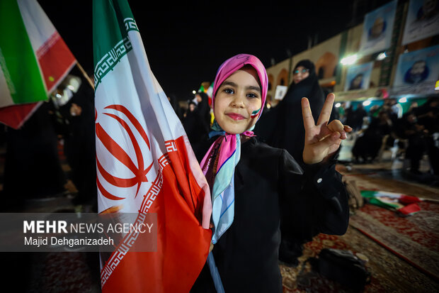 تجمع مردمی «لبیک یا خامنه ای» در یزد