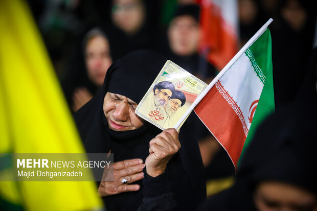 تجمع مردمی «لبیک یا خامنه ای» در یزد