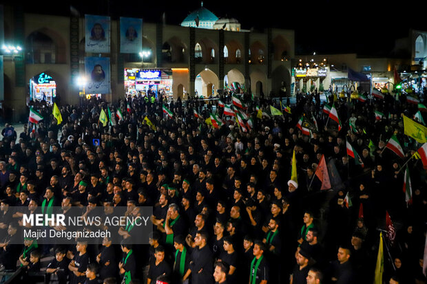 تجمع مردمی «لبیک یا خامنه ای» در یزد