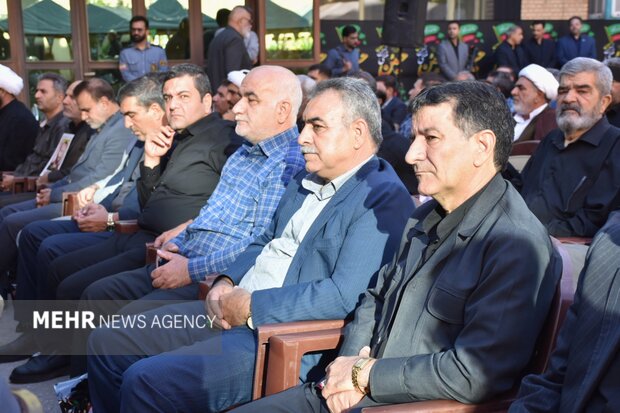 مراسم عزاداری سرور و سالار شهیدان حضرت اباعبدالله الحسین(ع) در استانداری لرستان
