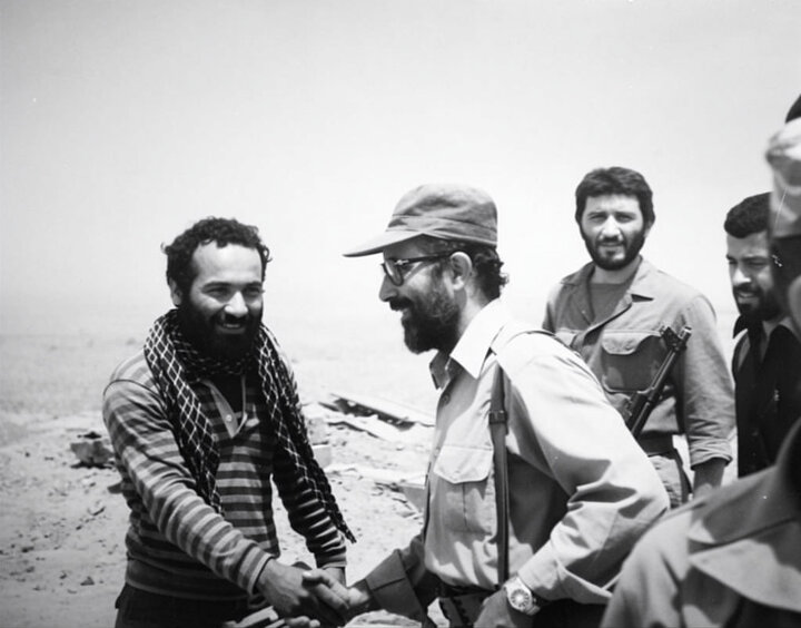 چمران هنوز زنده است