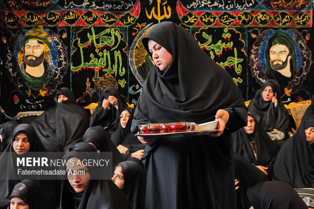 روضه زنانه تکیه کربلایی تقی وطن خواه در قم