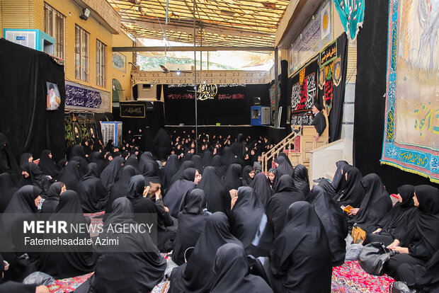 روضه زنانه تکیه کربلایی تقی وطن خواه در قم