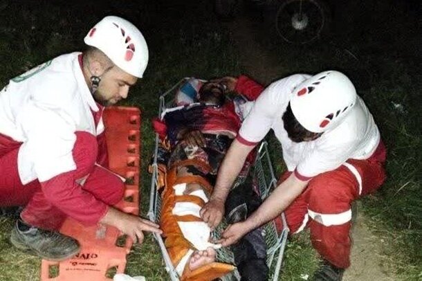 نجاتگران،مصدوم،كوهستاني،عمليات،حادثه،ساعت