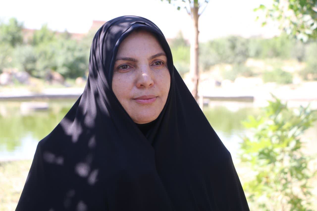 بانوان،باغ،زاگرس،ترويج،زنجيره،گياهان،دارويي،آبي،تحقيقات،ارزش ...