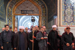 عزاداری شب ششم در حسینیه حرم امام رضا(ع)