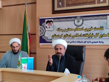 رازیانی: قرآن باید از حاشیه زندگی مردم به متن جامعه بازگردد