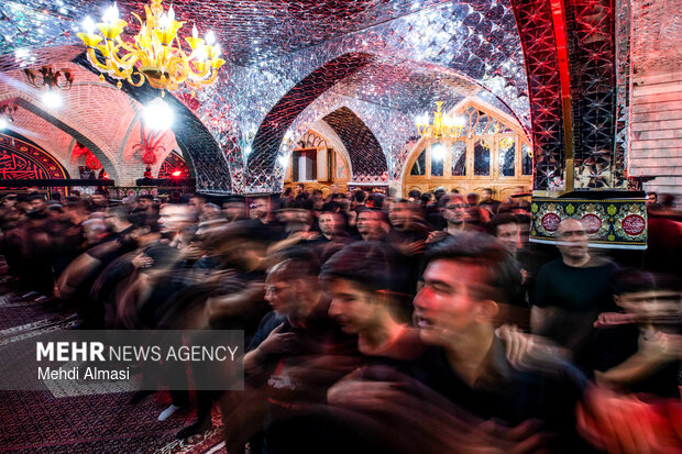 مراسم عزاداری شب ششم محرم در هیئت مکتب‌القاسم زنجان