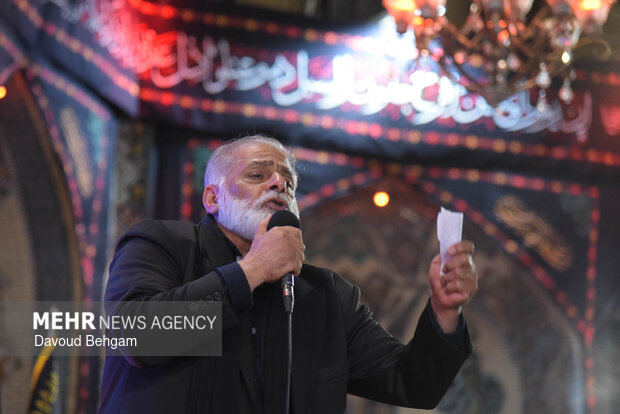 عزاداری شب ششم در حسینیه حرم امام رضا(ع)