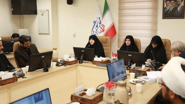 خدادادی: زنان در جنگ تحمیلی سوم از پشتیبانی به هدایت‌گری رسیدند