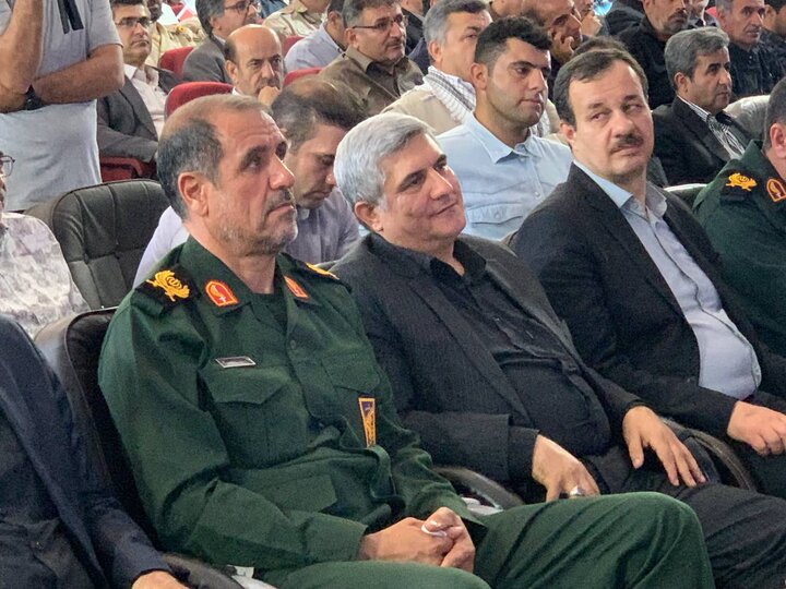 فرهنگ ایثار و شهادت عامل ماندگاری عزت و اقتدار ملت ایران